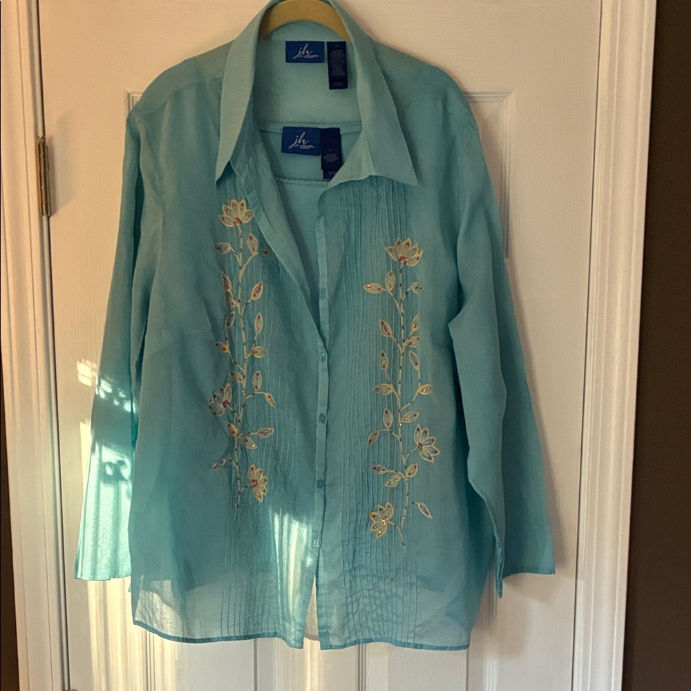 JH Collectibles Woman Blue Sheer Floral Embroidered Blouse &  Tank Top 3X / 1X